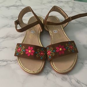 Size 6 us sandals